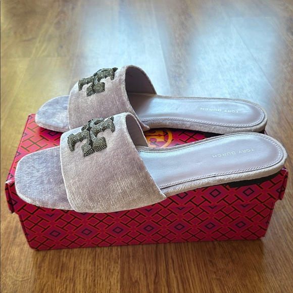 Tory Burch Eleanor Pave Crystal Velvet Slide Sandal Lilac Size 8 NIB - Picture 4 of 7